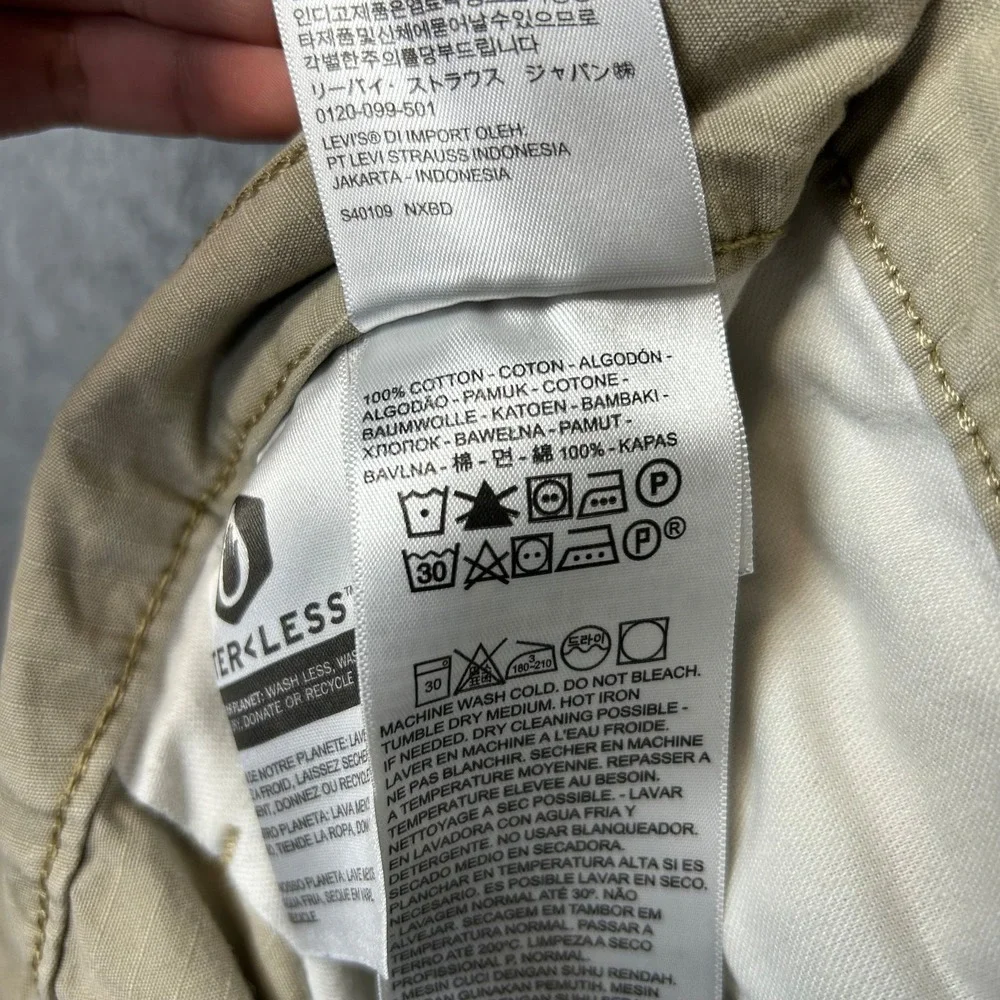 Levi’s Cargo Shorts Men's Beige Ripstop 10